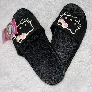 🌻 NWT Hello Kitty Sandals